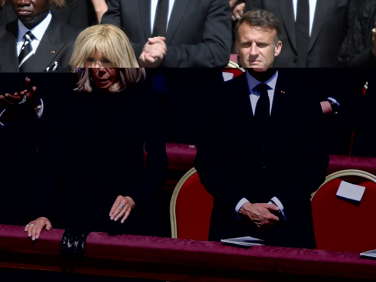 Soții Macron