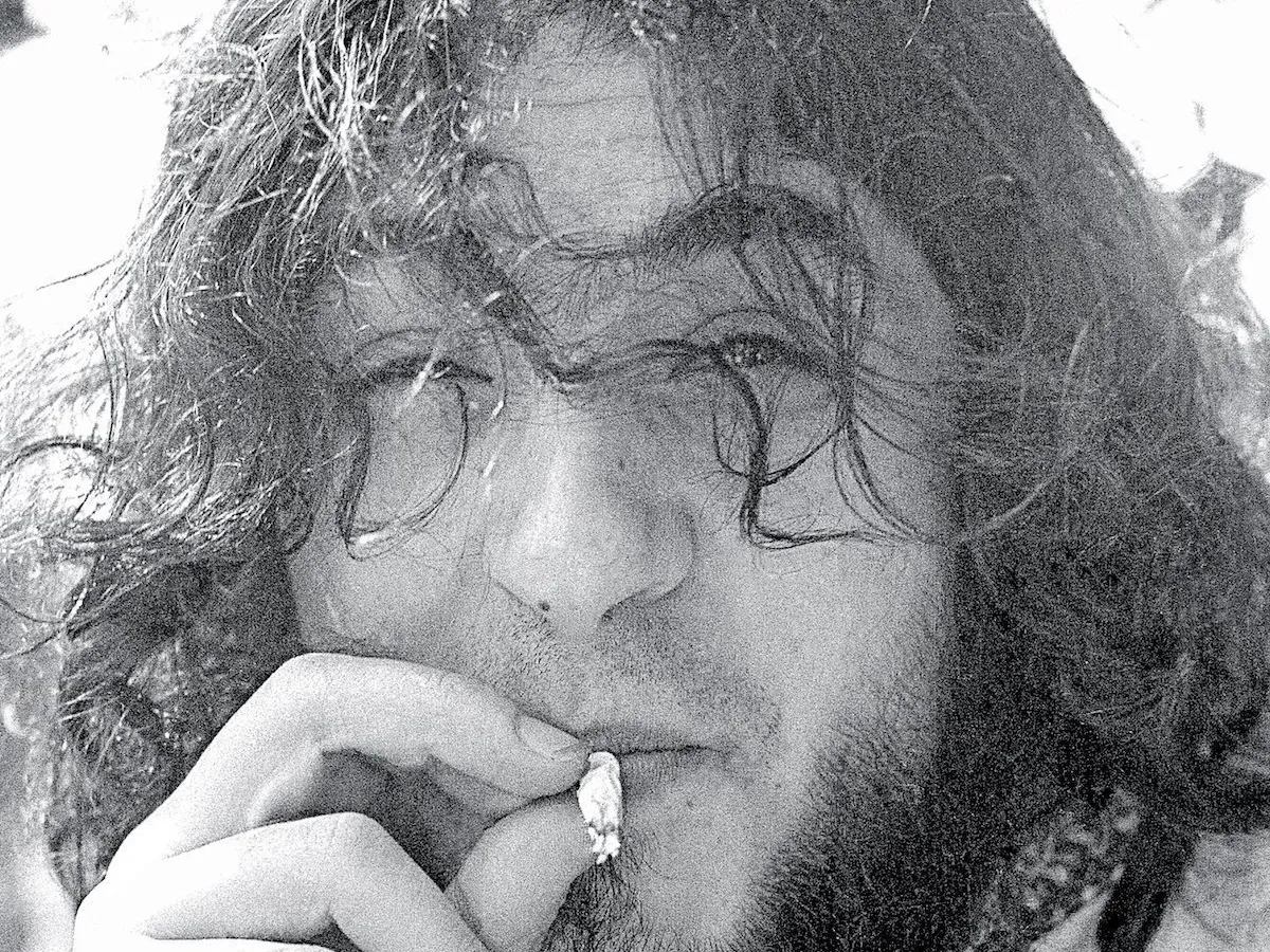 ACEST CUI E PENTRU TINE. Un membru al mișcării Be-In, în 1969, în parcul Golden Gate, din San Francisco