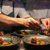 Ce au pățit doi bucătari după ce au pus diuretice în mâncarea pe care o găteau la restaurant - Foto: Profimedia Images