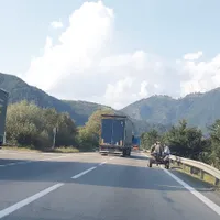 Lipsa autostrăzilor poate însemna falimentul unor companii de transport sau, în cazul fericit, stagnarea investițiilor în vehiculele comerciale