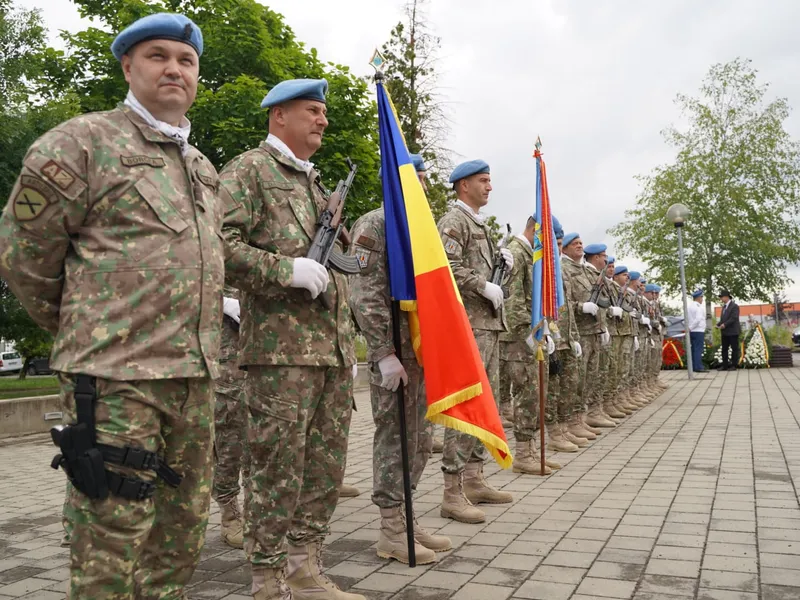 Militarii s-au făcut de râs la parada de Ziua Aviației. Au confundat dreapta cu stânga - Foto: Arhiva (imagine cu rol ilustrativ)