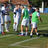 Doi fotbaliști români dați afară după ce au venit beți la antrenament Foto: sportulsalajean.ro