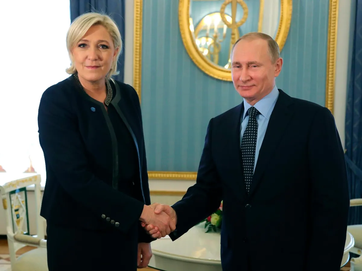 marine le pen si putin