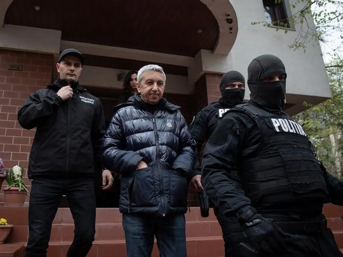 Dan Diaconescu, cercetat pentru că ar fi întreţinut relaţii intime cu două gemene de 15 ani. - Foto: INQUAM Photos/Ilona Andrei