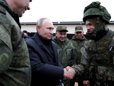 Cum a ajuns Trump să dea peste cap planul Ucrainei de falimentare a armatei ruse. „Este ca și cum i-ai da mai multe gloanțe ucigașului”