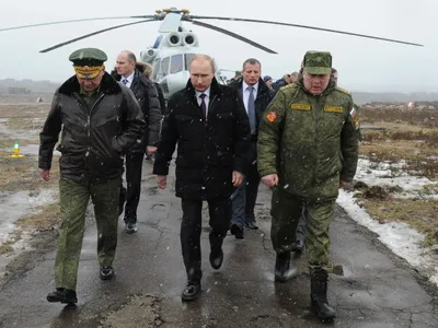 Tentativă de asasinat a lui Putin. Elicopterul dictatorului, atacat de drone în regiunea Kursk - Foto: Profimedia images