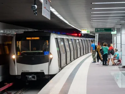 Tentativă de suicid la metrou. Traficul trenurilor, perturbat între stațiile Eroilor și Orizont - Foto: Facebook/Metrorex