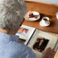 Cel mai important factor de risc pentru Alzheimer. Tinerii ignoră complet acest simptom - Foto: Freepik.com (rol ilustrativ)