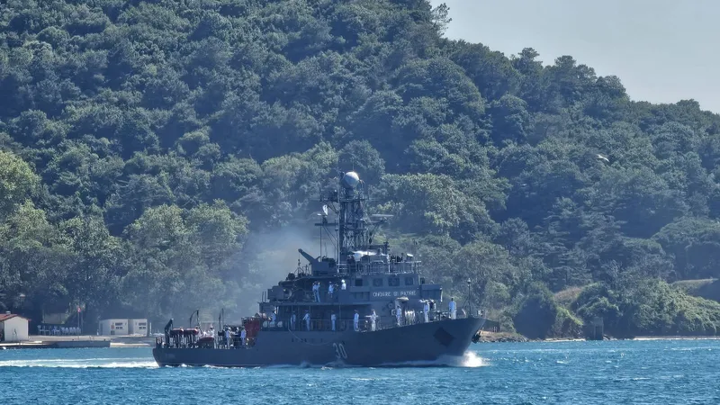 Marinarii romani au nave de costrocție sovietică, în general FOTO Forțele Navale