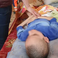 Tânăra din Vâlcea care ar fi avut piciorul rupt și netratat timp de patru luni. Sursa imagine: CRJ
