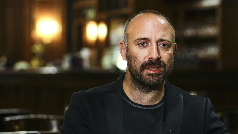 Halit Ergenç, actorul care l-a jucat pe Suleyman Magnificul condamnat la pușcărie. - Foto: Profimedia Images