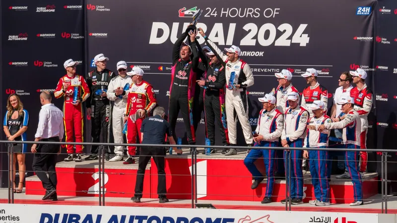 Un pilot român, câștigătorul campionatului de anduranță 24H Series Middle East Trophy 2024 - Foto: Facebook/Willi Motorsport