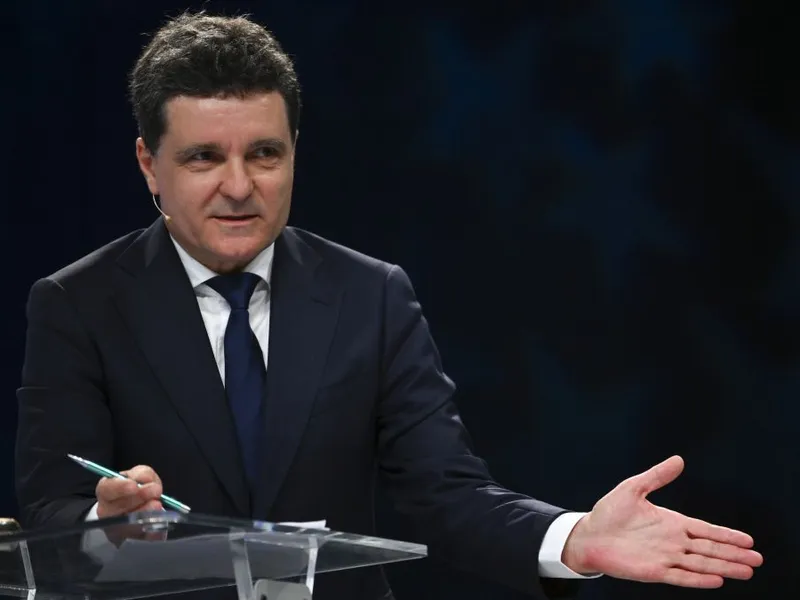 Nicuşor Dan, la dezbaterea de la Euronews, de pe 8 mai - Foto: INQUAM PHOTOS/Alex Nicodim
