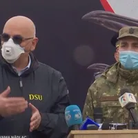 Raed Arafat și medicul Valeriu Ghoerghiță. Captură video TVR