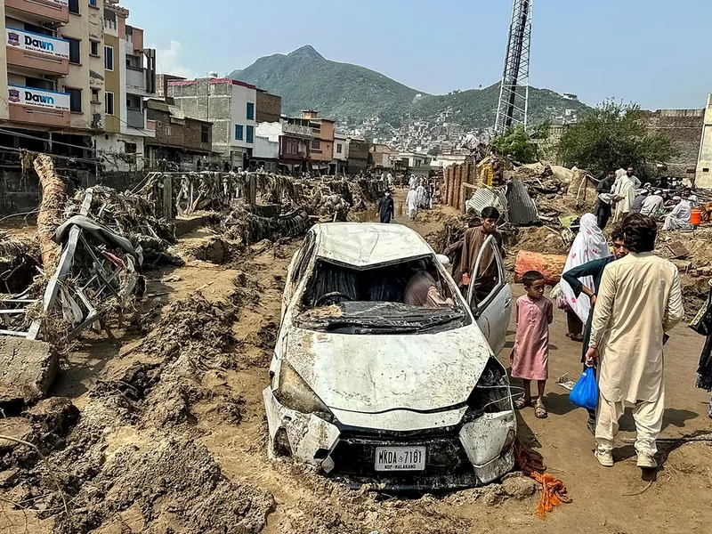 Inundații devastatoare, în Pakistan, Caşmirul indian şi Nepal. Peste 300 de oameni au murit - Foto: Profimedia Images