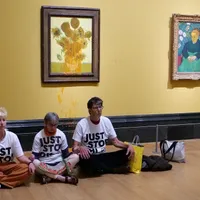 Tablouri de Van Gogh, vandalizate iar, după condamnarea unor activiste. Ce au folosit atacatorii - FOTO: Profimedia(imagine cu rol ilustrativ)
