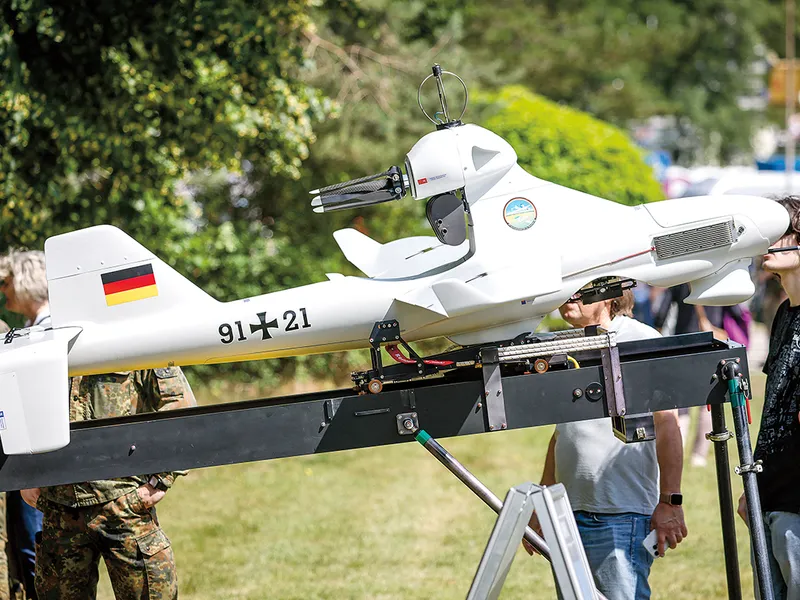 Germania nu mai stă pe gânduri și se înarmează. O cotitură istorică - Foto: Profimedia Images