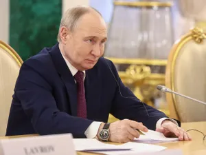 Putin a decretat "pe hârtie" un armistițiu de 3 zile în Ucraina. Kievul cere 30 de zile de pace - Foto: Profimedia images