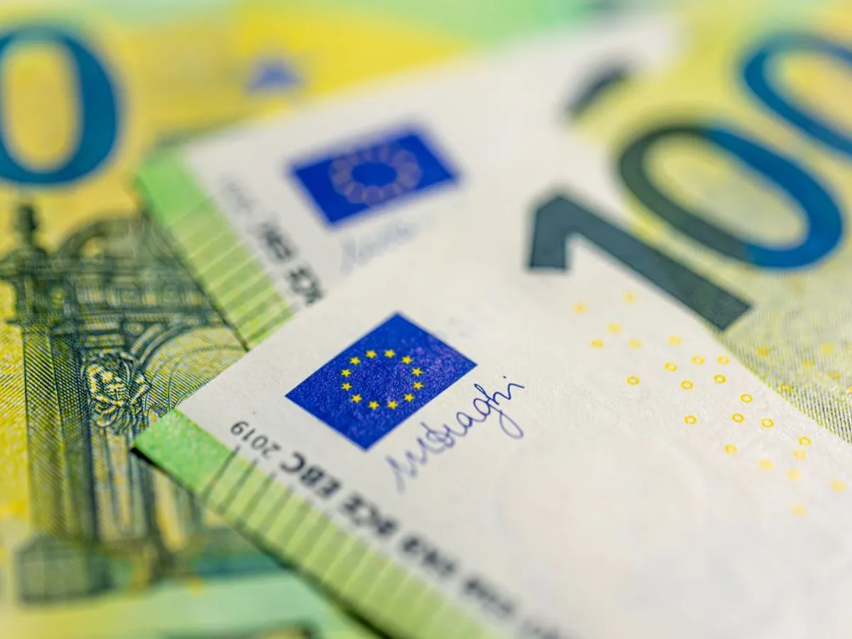 Curs BNR, 3 iunie. Moneda euro se apreciază infim, rămânând sub noul prag psihologic, de 5.10 lei - Foto: Freepik/CC0