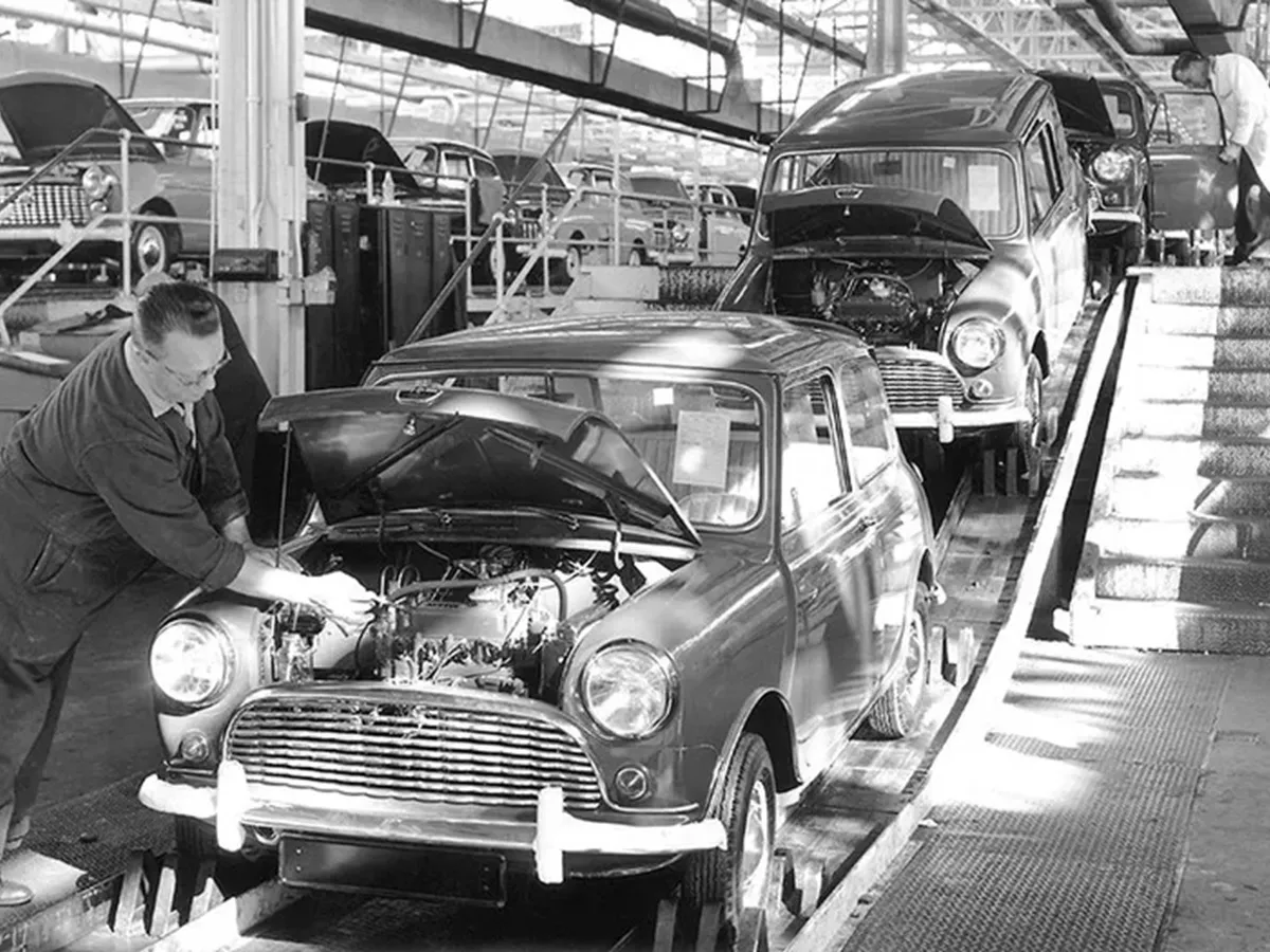 10 mașini care au creionat istoria automobilului. De la Model T, la Beetle, GTO, MINI și Mustang - Foto: BMW