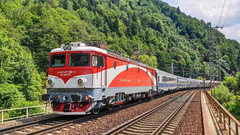 Tren Foto: facebook/CFR Călători (imagine cu rol ilustrativ)