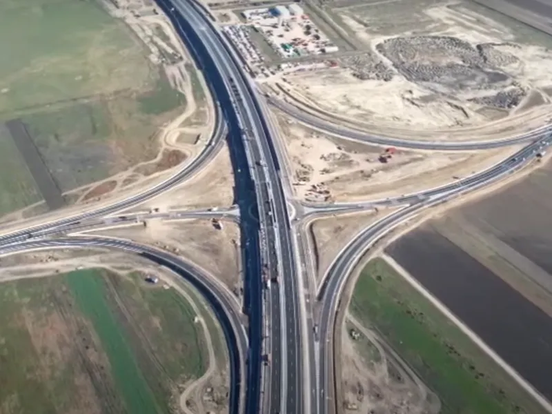 De mâine se va circula pe 11 km din Autostrada Moldovei. Pe câți km se va merge până la final de an? - Foto: captură YT / Monitorul de Vrancea