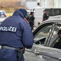Schengen doar pe hârtie. Tot mai multe țări prelungesc controalele la frontieră de teama migranților - Foto: Profimedia images - Caracter ilustrativ