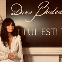 Dana Budeanu, într-o poză retușată ca să arate interesant/FOTO: facebook.com