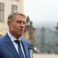 Iohannis, de ziua STS: „Principalul furnizor de reţele şi servicii de comunicaţii din România” - FOTO: Profimedia