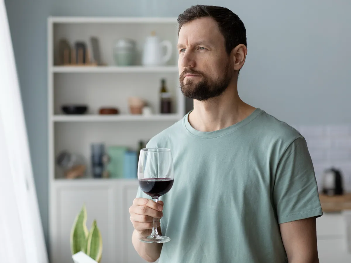 Ai băut un pahar de țuică sau vin? În cât timp poți urca la volan și conduce în siguranță