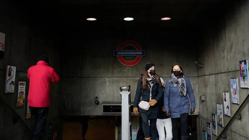 Varianta Omicron reprezintă 40% din totalul infectărilor din Londra/FOTO: nytimes.com