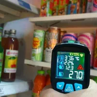 ANPC a găsit sucuri acidulate și naturale ținute în praf și mucegai. Ce amenzi au fost date Foto: Protv(fotografie cu caracter ilustrativ)