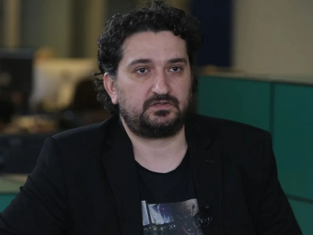 Istoricul Mădălin Hodor a publicat documente din arhiva CNSAS care arată că mai multe personalități de pe scena publică actuală au fost surse ale Securității
