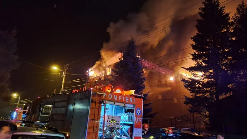 Explozie urmată de un incendiu uriaș în Sectorul 5 al Capitalei - Foto: ISU B-IF