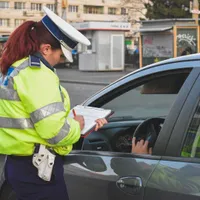 Accident în lanţ în Ploiești, provocat de o șoferiță beată /auto-bild