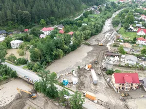 Nicușor Dan, după inundații: Infrastructura de apărare împotriva dezastrelor trebuie consolidată - Foto: Facebook / Nicușor Dan