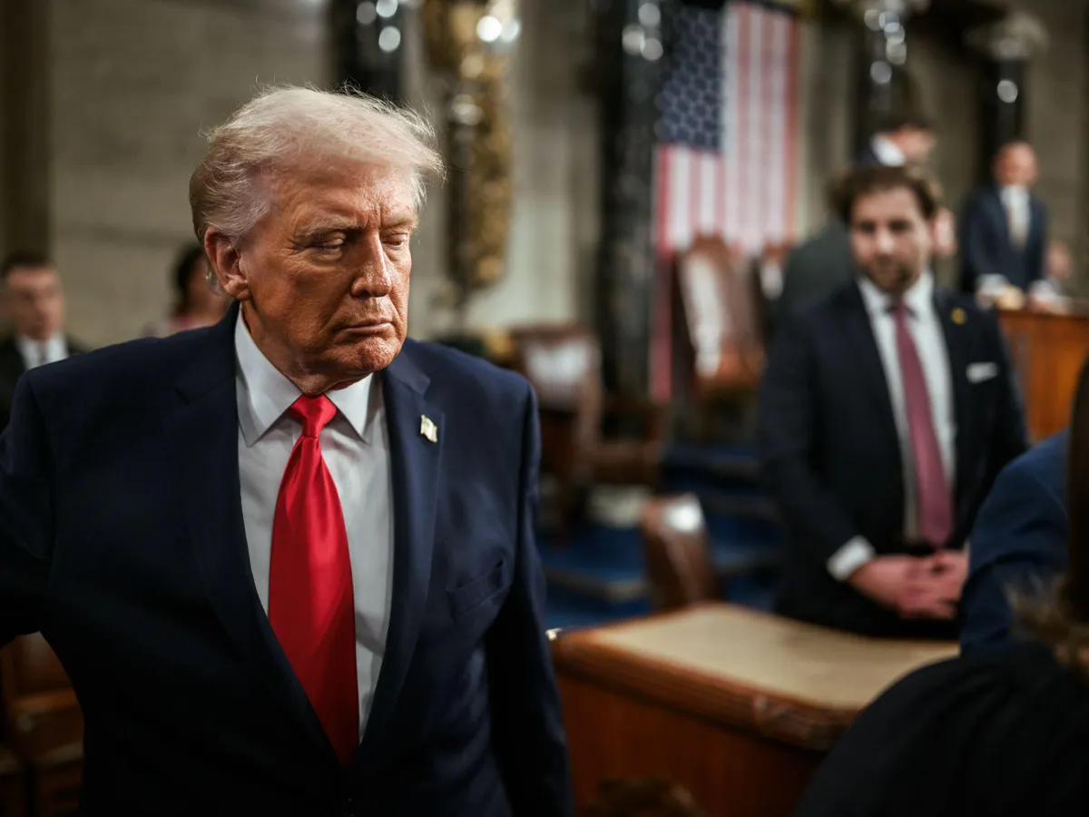 Donald Trump și Volodimir Zelenski ar fi acceptat să vină la București, la Summit-ul B9+ din 13 mai