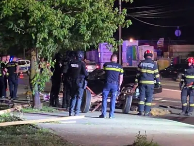 Accident grav, în Târgoviște. O căruță a spulberată de o mașină - Foto: captură video