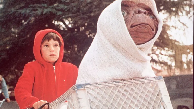 Imagine din notoriul film "ET", al lui Steven Spielberg - Foto: Profimedia Images