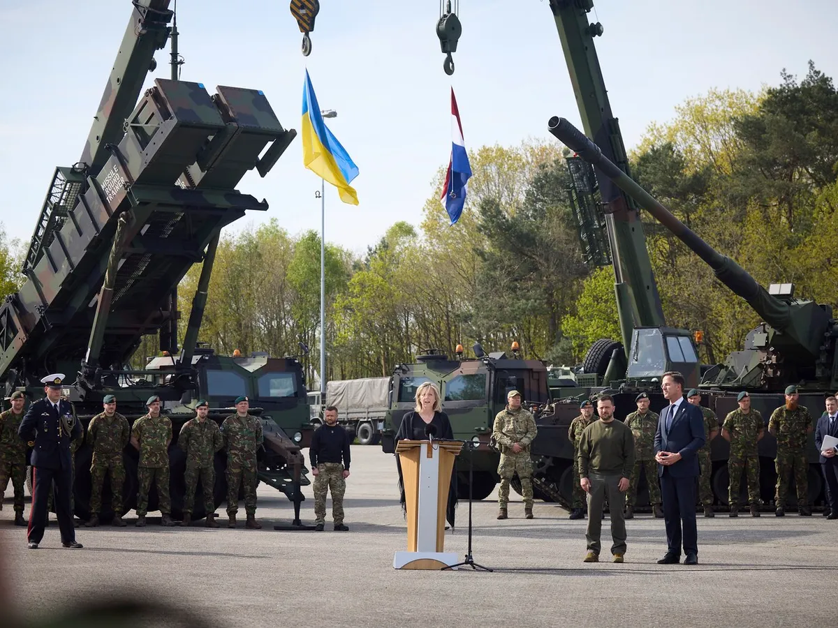 Rutte cere aliaților să dea Ucrainei interceptoare pentru sisteme Patriot. Pot doborî rachete rusești Kinzhal