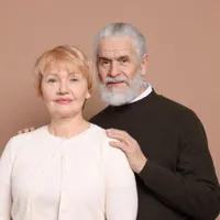 Pensionari îngrijorați de pensie - Foto: Freepik
