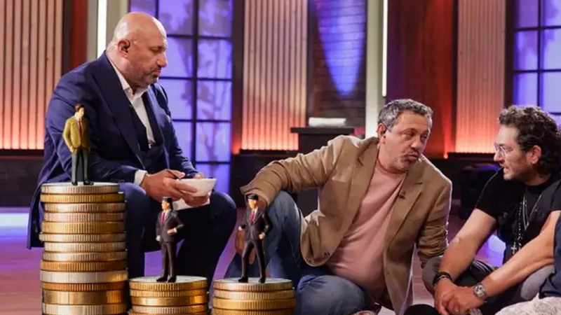 Scărlătescu-Bontea-Dumitrescu, revenire triumfală la Masterchef. Cine are salariul mai mare: ”Păi..” - Foto: Facebook/Freepik
