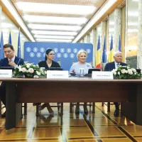 Secretarul de stat Negrescu (stânga) - Foto: Inquam Photos/ George Călin
