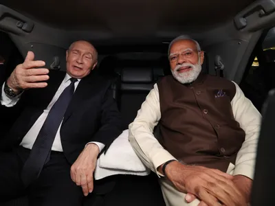 Vladimir Putin, într-o vizită de două zile în India, întâmpinat de prim-ministrul Narendra Modi - Foto: Profimedia Images