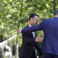 Ciolacu îi taie aripile lui Negoiță spre Primăria București și îl trimite la Sectorul 3 - Foto: INQUAM PHOTOS / George Călin