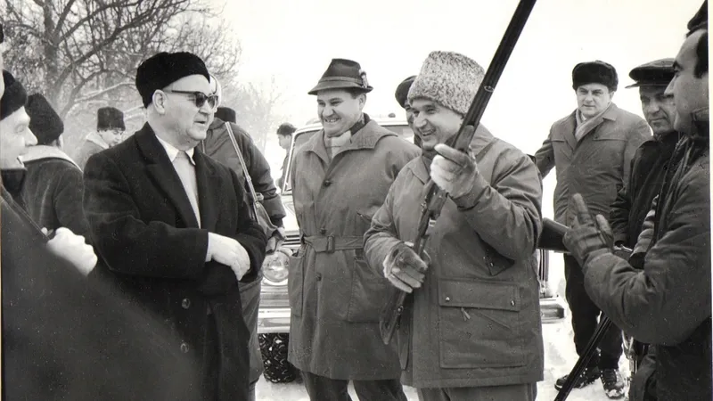 Nicolae Ceaușescu, vinovat de explozia numărului de urși din România - Foto: Fototeca online a comunismului românesc