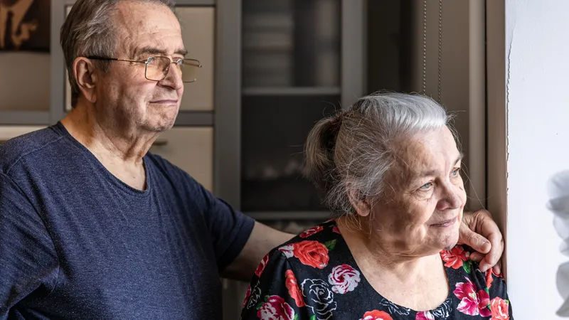 Ajutor la pensie anulat. De ce nu se alimentează cardul de alimente în aprilie? Motiv incredibil Foto: Freepik (fotografie cu caracter ilustrativ)