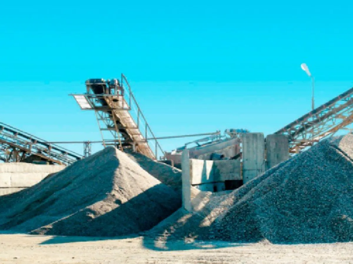 Războiul balastului: două firme din Iași au ajuns să-și consume relațiile comerciale în instanță