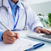 Medicii de familie nu vor avera veniturile diminuate Foto: Freepik.com - rol ilustrativ