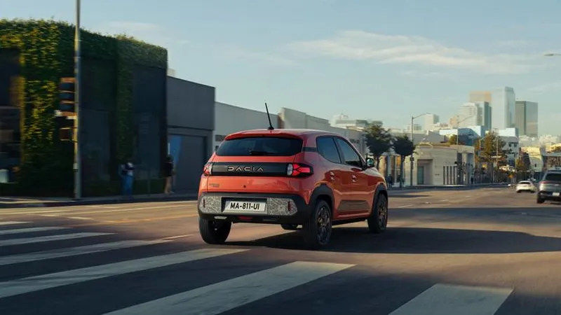 Noua Dacia Spring rămâne cea mai ieftină mașină electrică. Prețul, redus cu 3.900 €! - Foto: Dacia